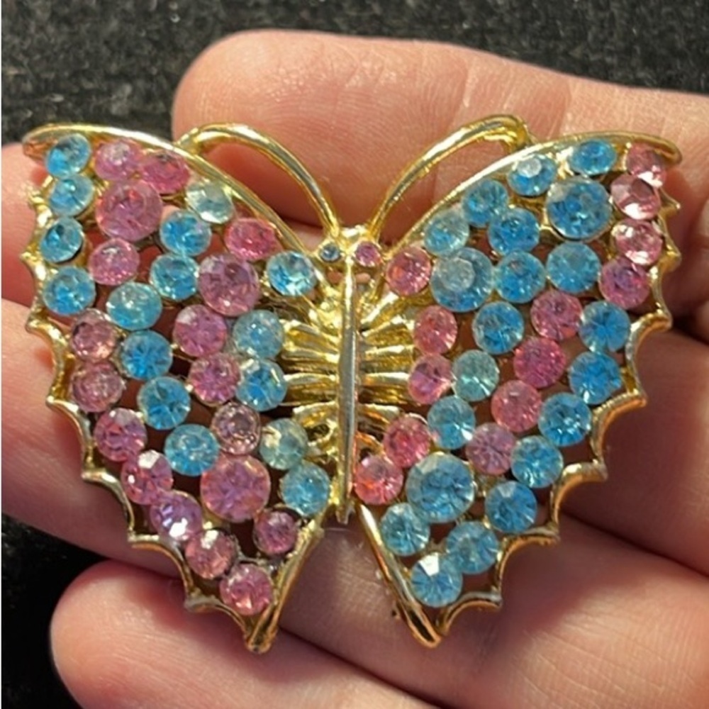Vintage Gold Tone Colorful Pink & Blue bedazzled Butterfly Brooch. MA